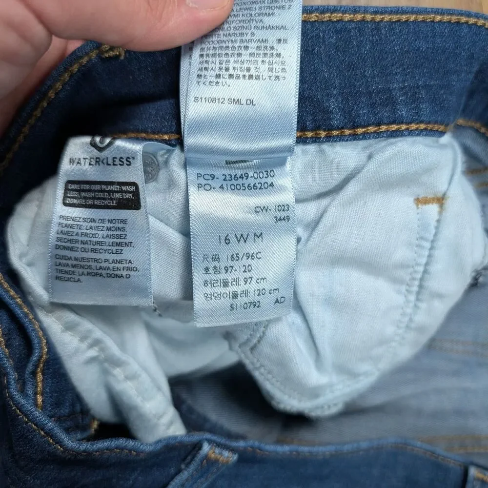 Levis Classic Bootcut Jeans Womens 16W Blue Mid Rise Dark Wash Stretch Denim